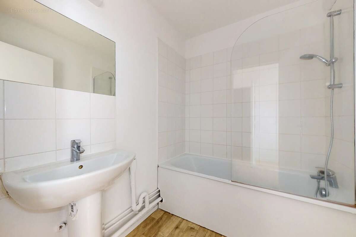 Appartement à COULOMMIERS