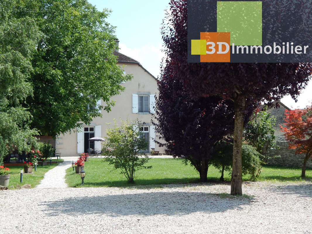 Photo 2 - Maison à CHATEAU-CHALON