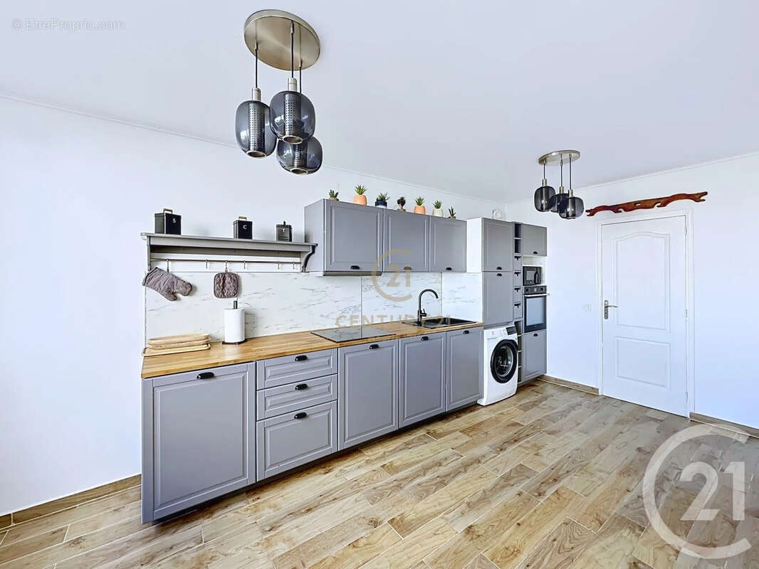 Appartement 79 m² à Lyon-8e  - photo 9
