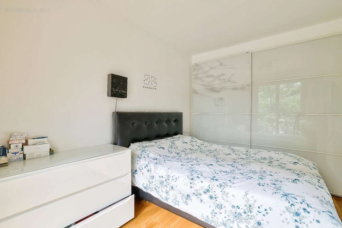 Appartement à ISSY-LES-MOULINEAUX