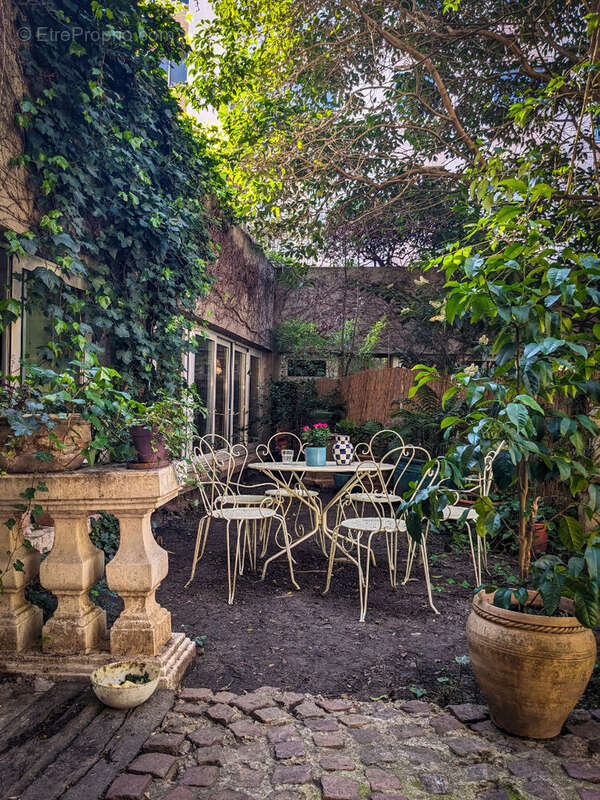 Appartement à PARIS-18E