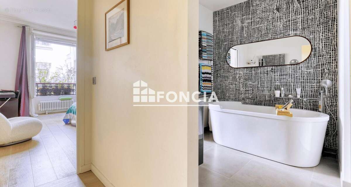 Appartement à PARIS-3E