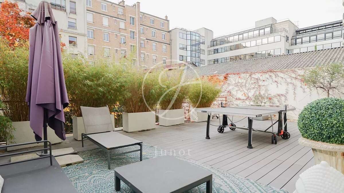 Appartement à LEVALLOIS-PERRET