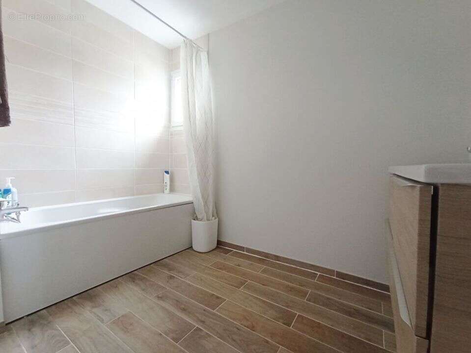 Maison à TILLY-SUR-SEULLES