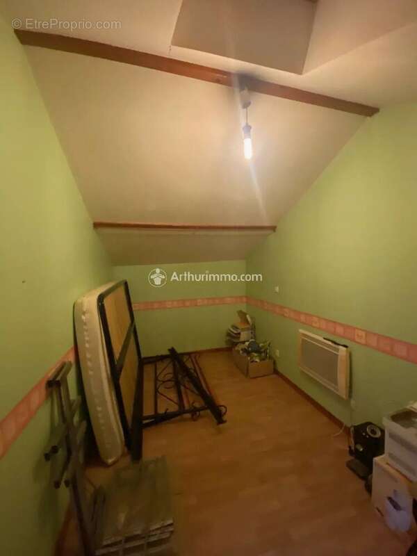 Maison à LOIRE-SUR-NIE