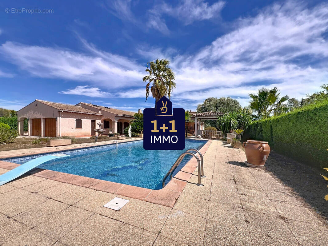 Maison à ROQUEBRUNE-SUR-ARGENS