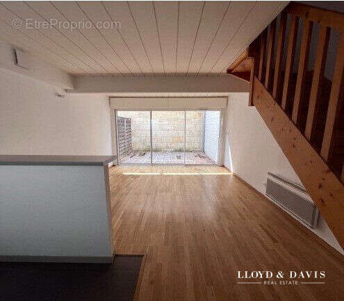Appartement à BORDEAUX