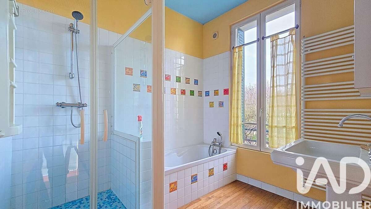 Photo 9 - Maison à LE RAINCY