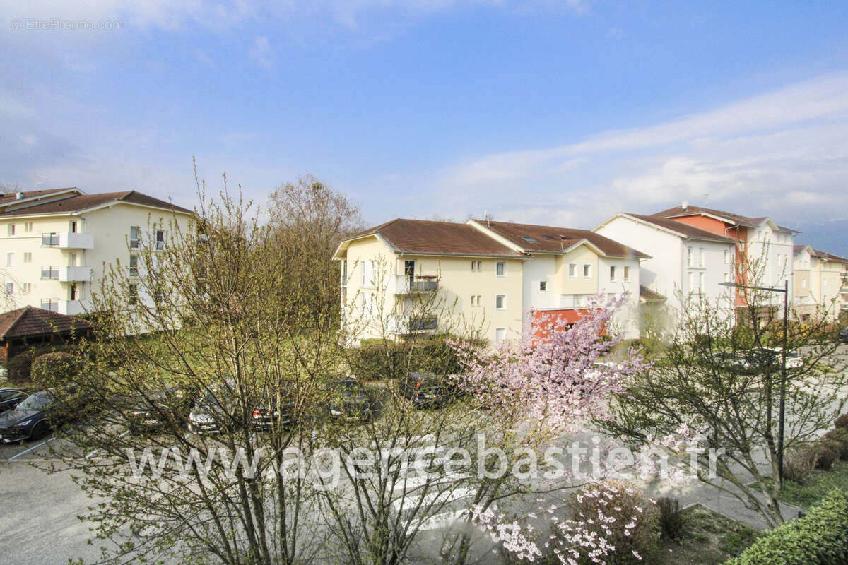 Appartement à ORNEX