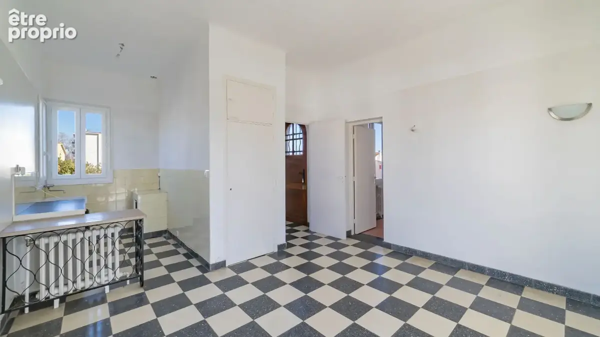 Villa 5 pièce(s) 141.67 m2 secteur Bouches du Loup à Villeneuve Loubet - photo 10