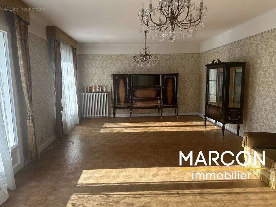 Maison à LA SOUTERRAINE