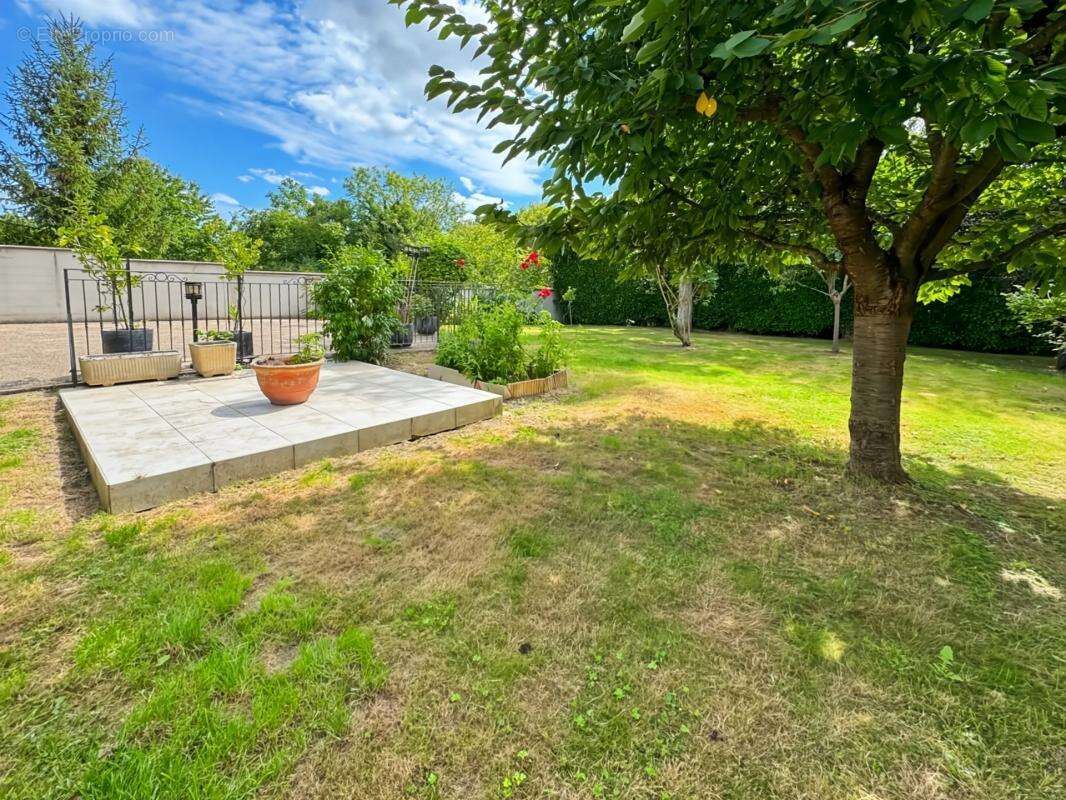 Maison à VAUX-SUR-SEINE