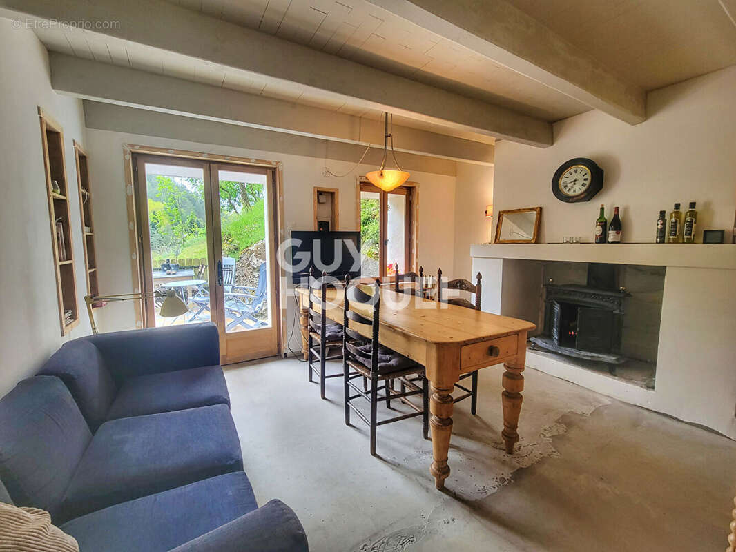 Maison à FERRALS-LES-MONTAGNES