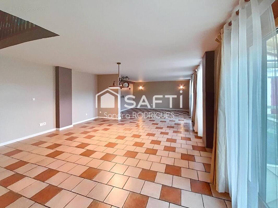 Photo 1 - Maison à DANIZY