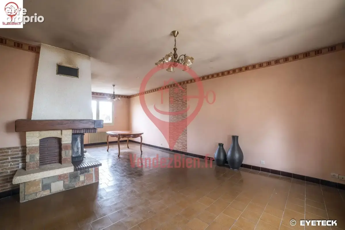 Maison familiale de 126 m2 (plus de 140 m2 au sol) - Terrain 743m2 - photo 3