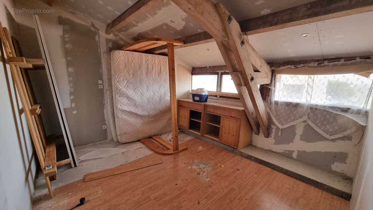 Maison à SAINT-FLORET