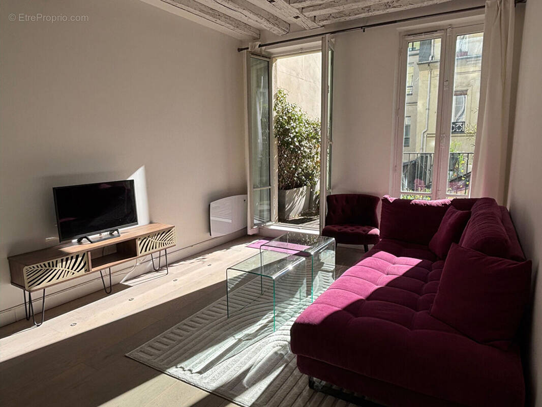 Appartement à PARIS-2E