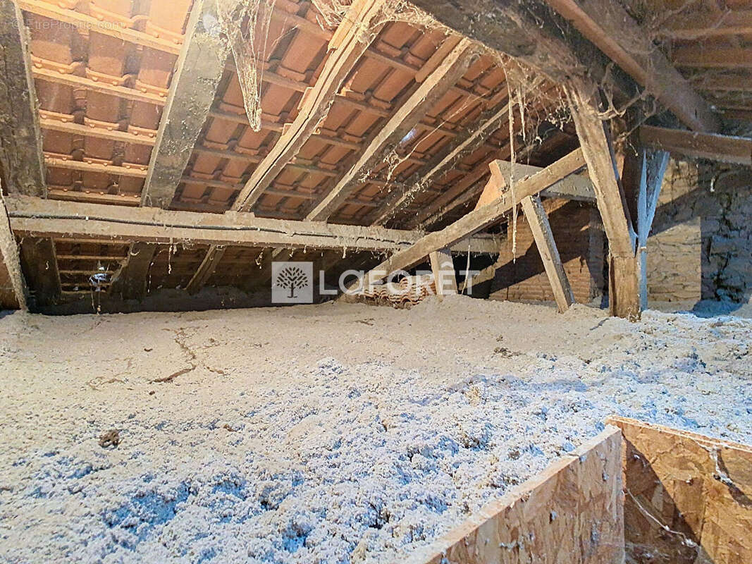 Maison à SAINT-JUNIEN