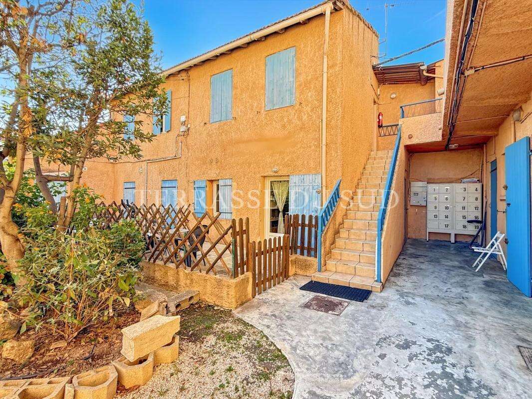 Appartement à MARSEILLE-12E