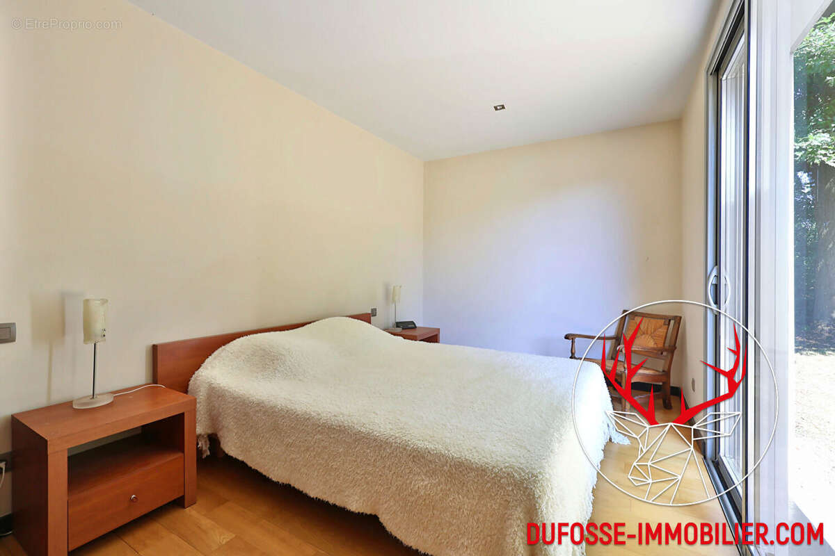 Maison à CHARBONNIERES-LES-BAINS