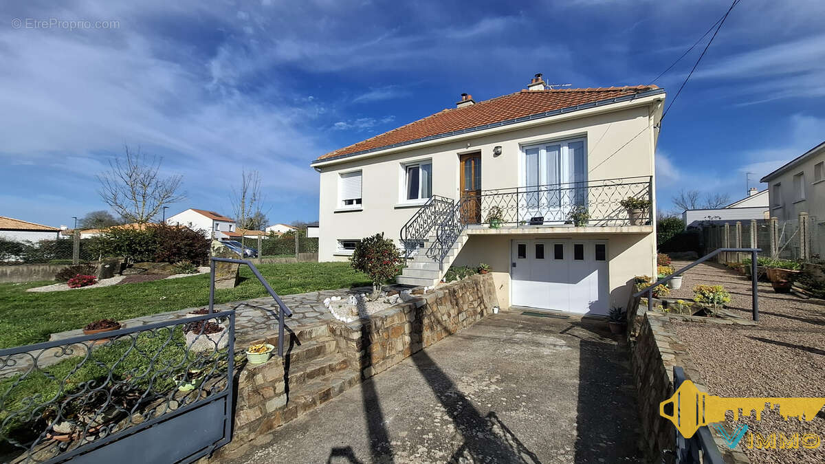 Maison à SAINTE-PAZANNE