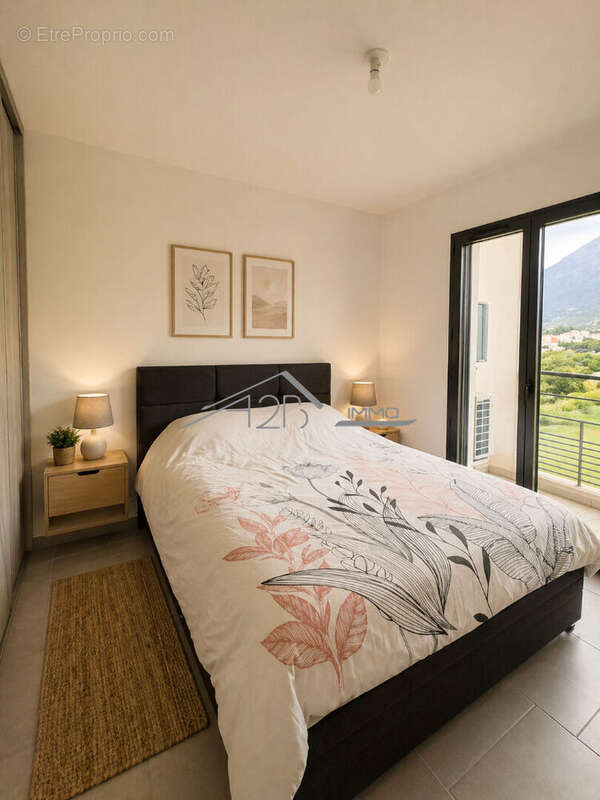 Appartement à CORTE