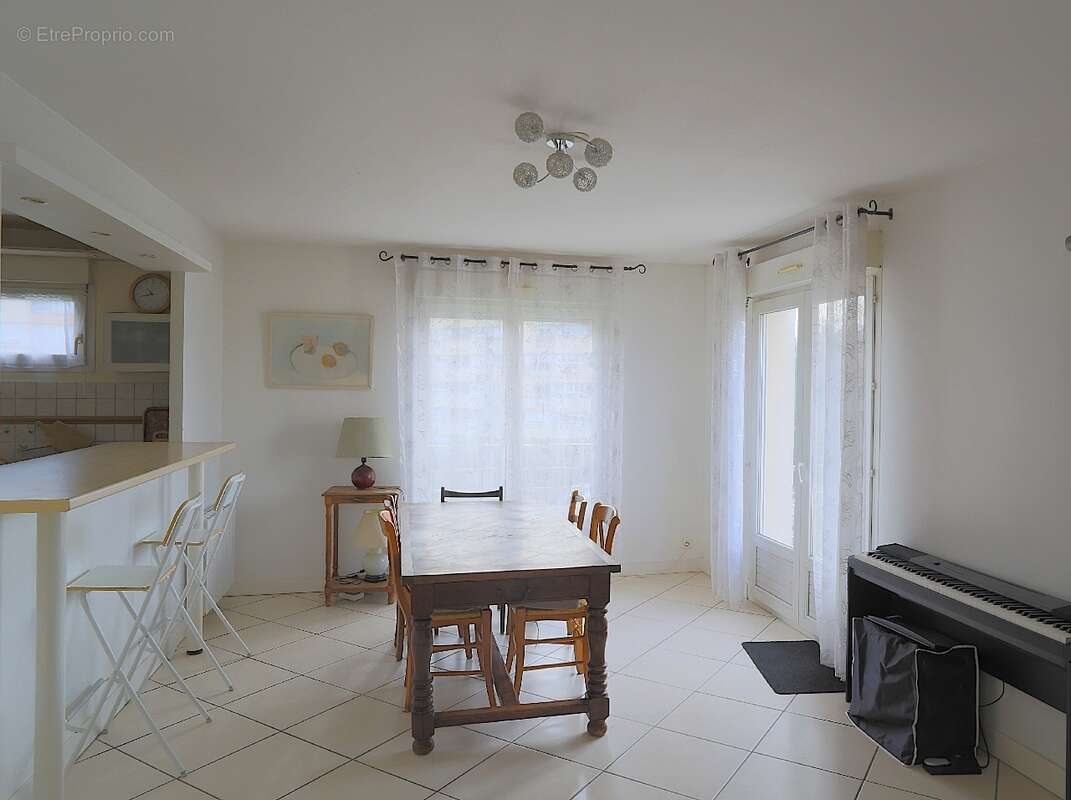 Appartement à YERRES