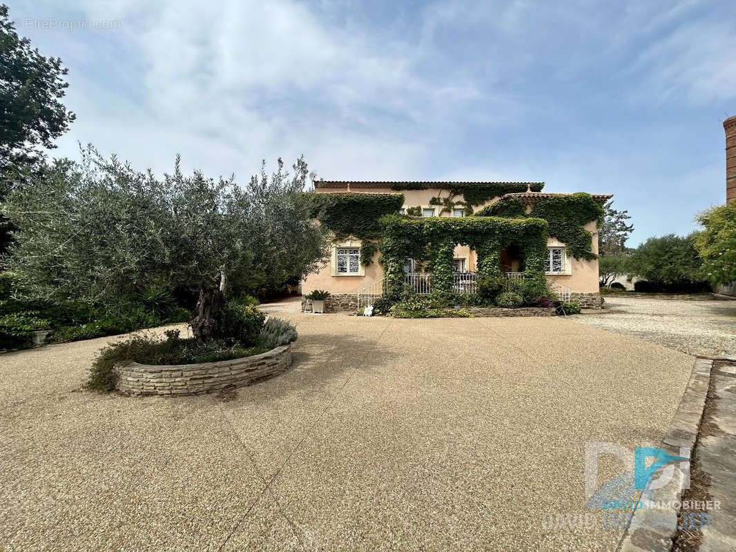 Maison à ESPONDEILHAN