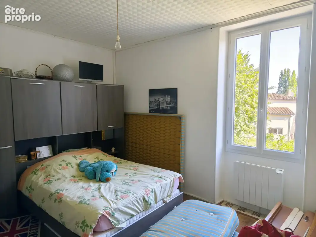Maison en pierre avec dépendances et vaste terrain - photo 9