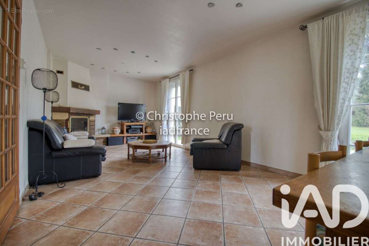 Photo 6 - Maison à MAGNY-EN-VEXIN