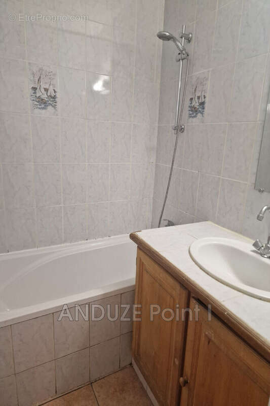 Maison à SAINT-CHRISTOL-LES-ALES