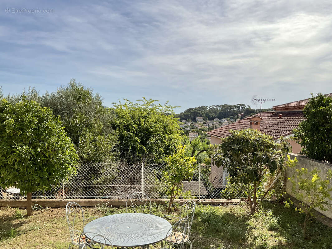 Maison à OLLIOULES