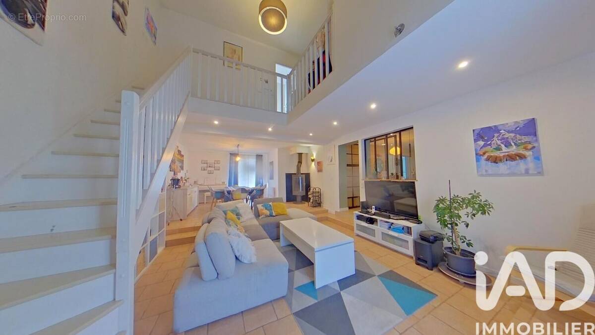 Photo 1 - Maison à CRISENOY