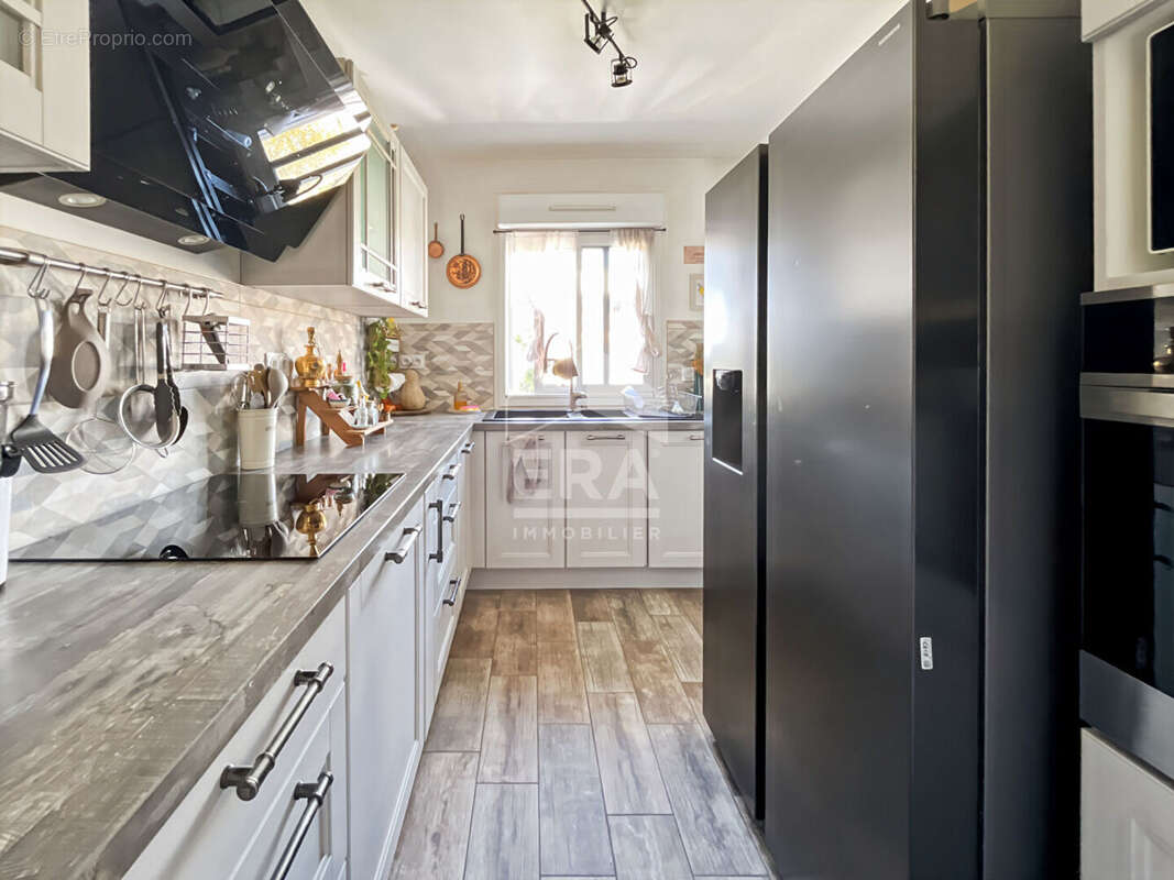 Appartement à MARSEILLE-12E