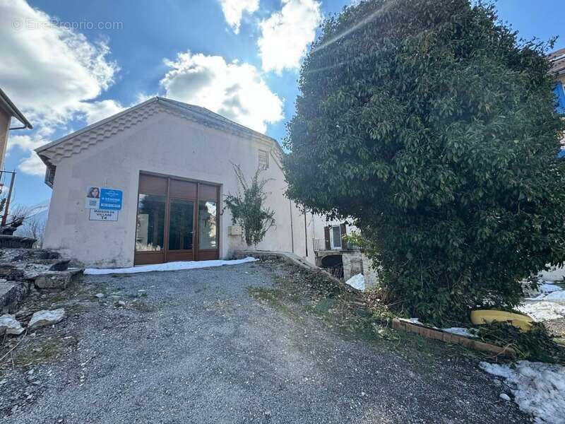 Maison à LUS-LA-CROIX-HAUTE