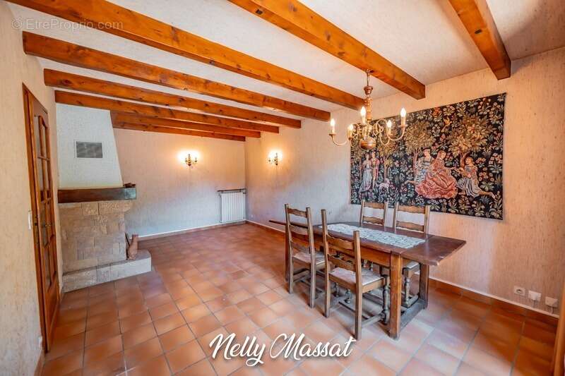 Maison à vendre 6 pièces BARBY (73) - Maison familiale avec jardin et fort potentiel d'aménagement - photo 4