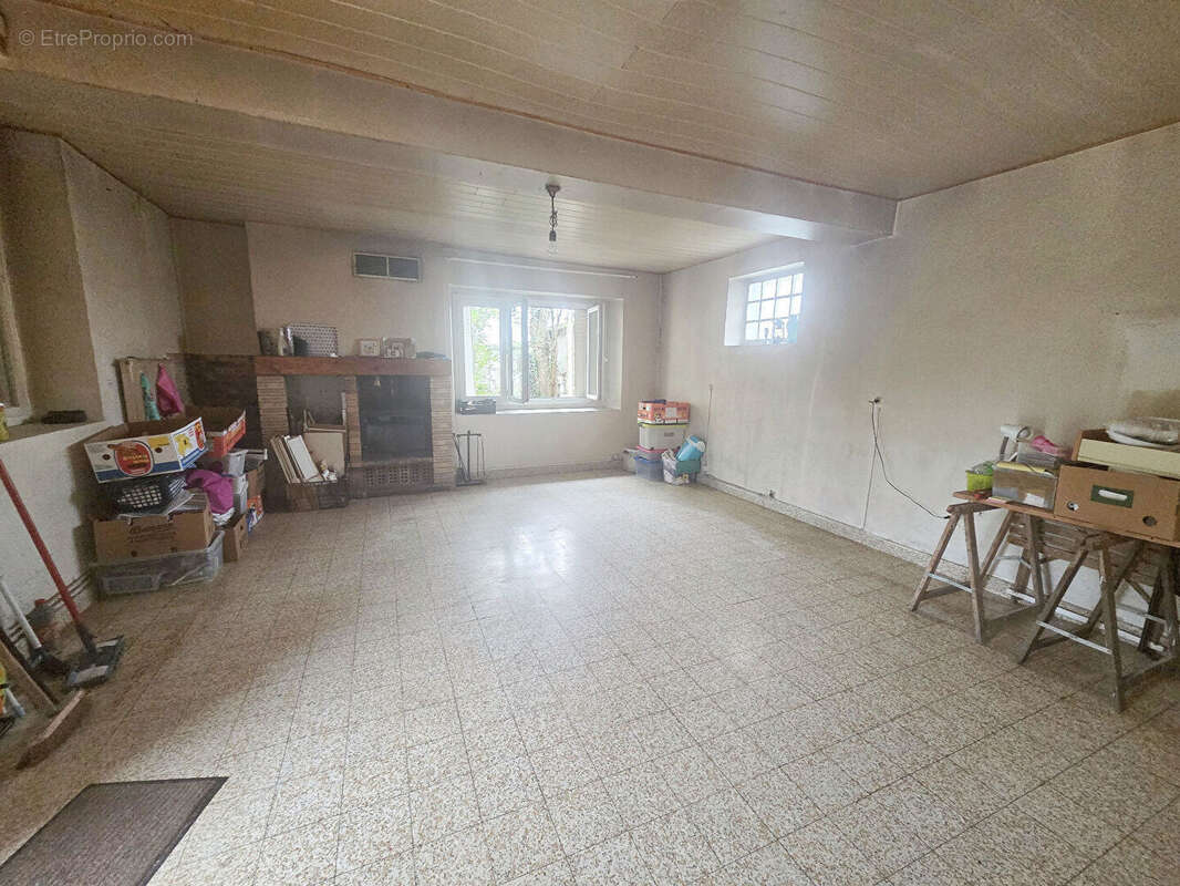 Maison Sergines 6 pièce(s) 140 m2 - photo 7