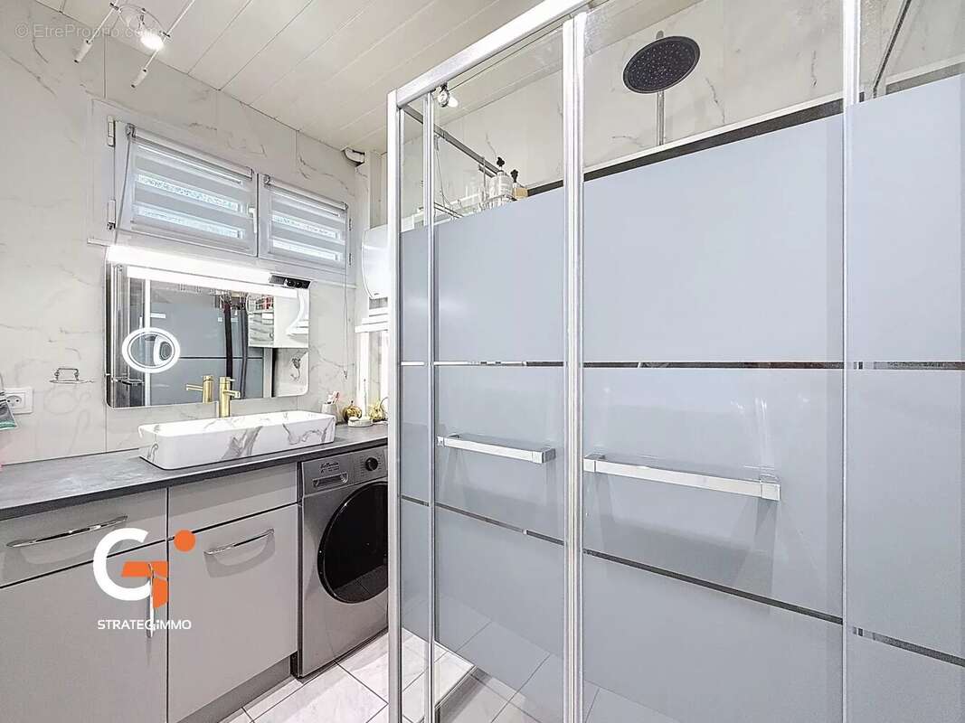 Maison à SAINT-PIERRE-DU-VAUVRAY