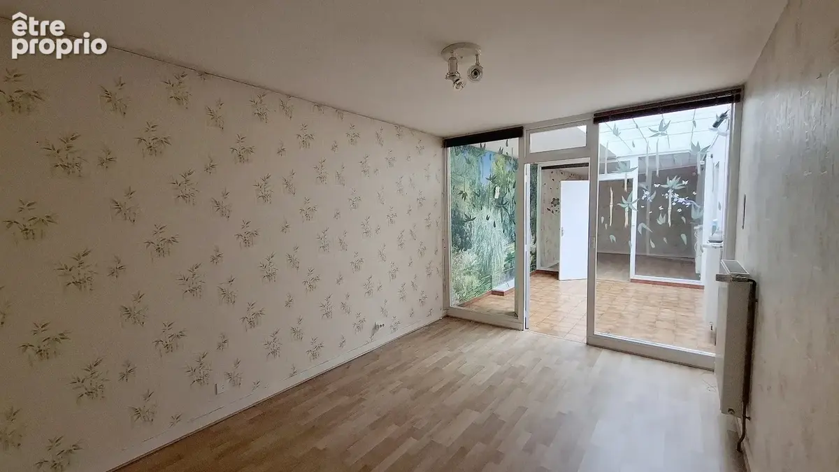 A vendre à Vichy Maison 3 pièces de plain-pied avec sous-sol et garage. - photo 11
