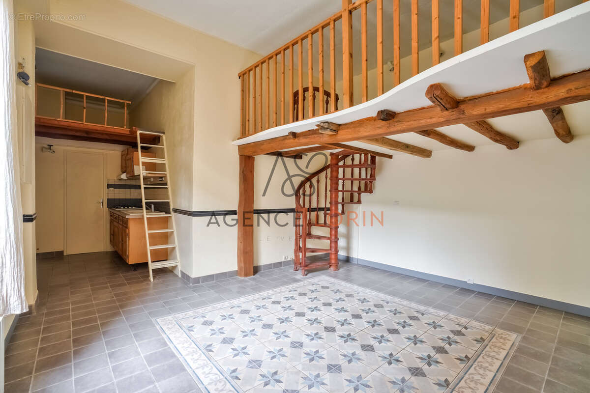 Appartement à LE VESINET