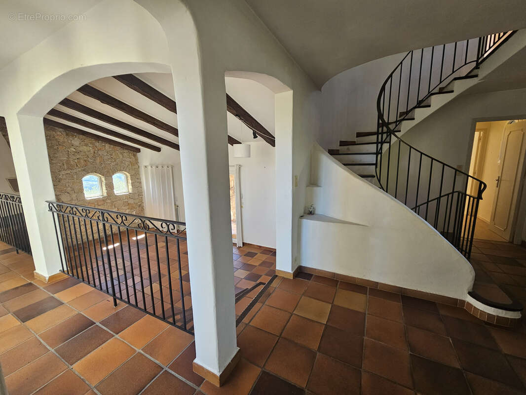 Maison à GATTIERES