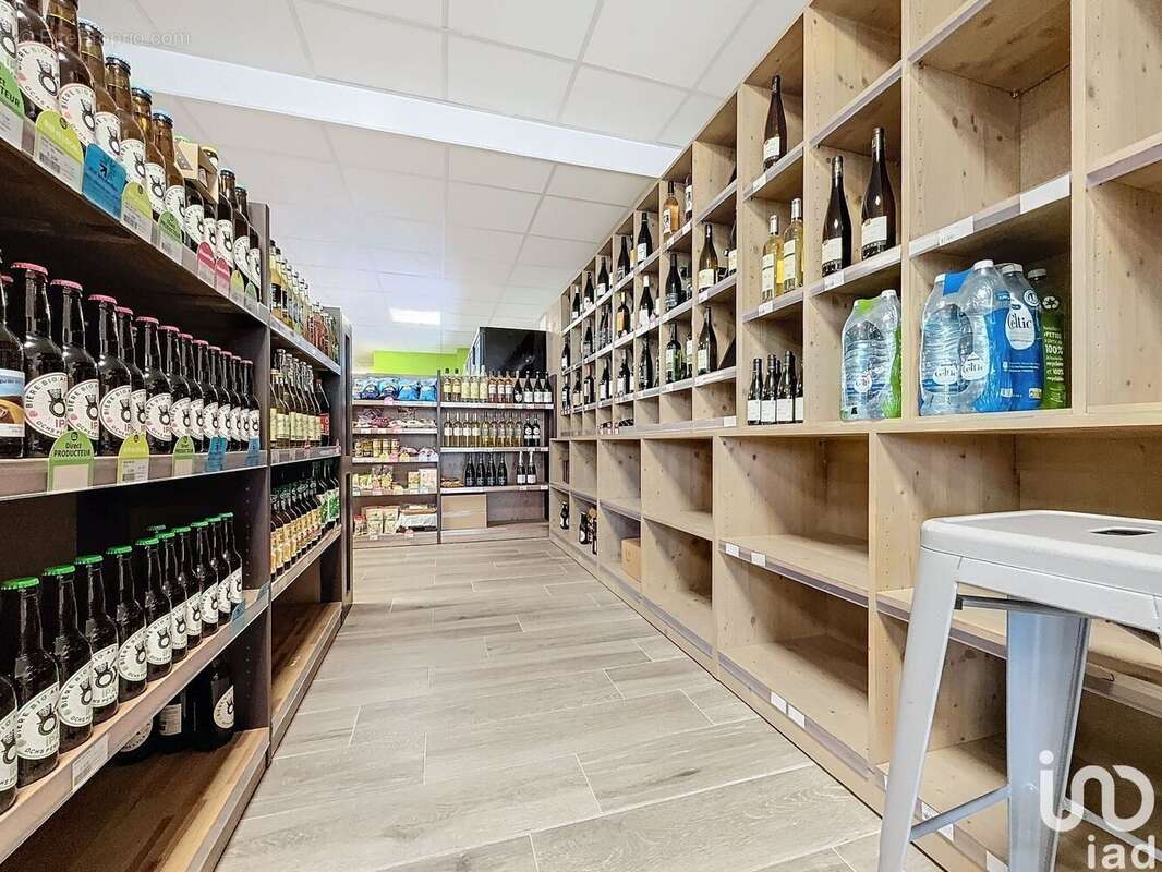 Photo 7 - Commerce à BRUYERES-LE-CHATEL