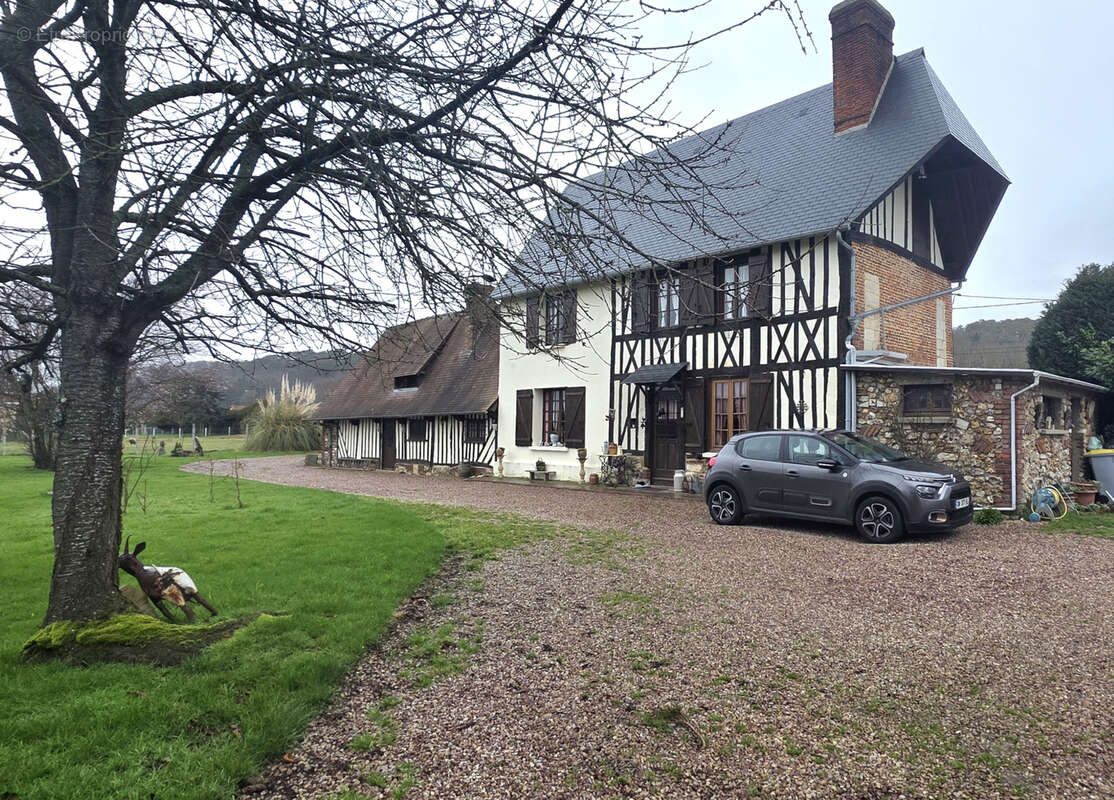 Maison à MONTFORT-SUR-RISLE
