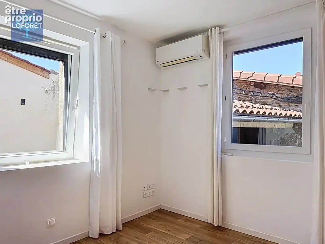 Maison de ville rénovée de 111 m2 - photo 8