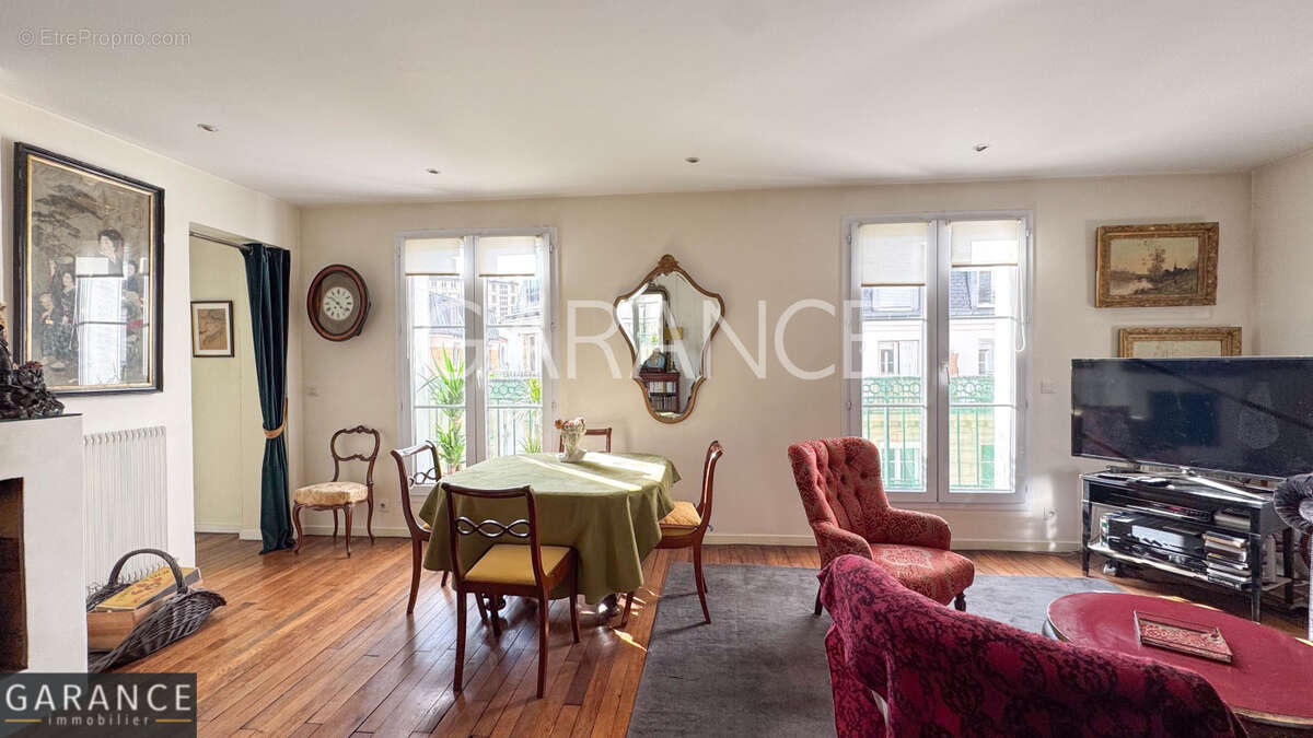 Appartement à PARIS-12E