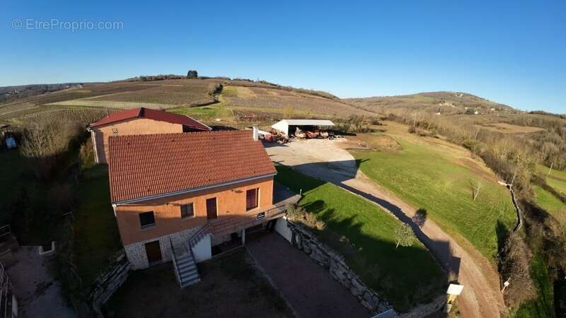 Maison à SAINT-MAURICE-LES-COUCHES