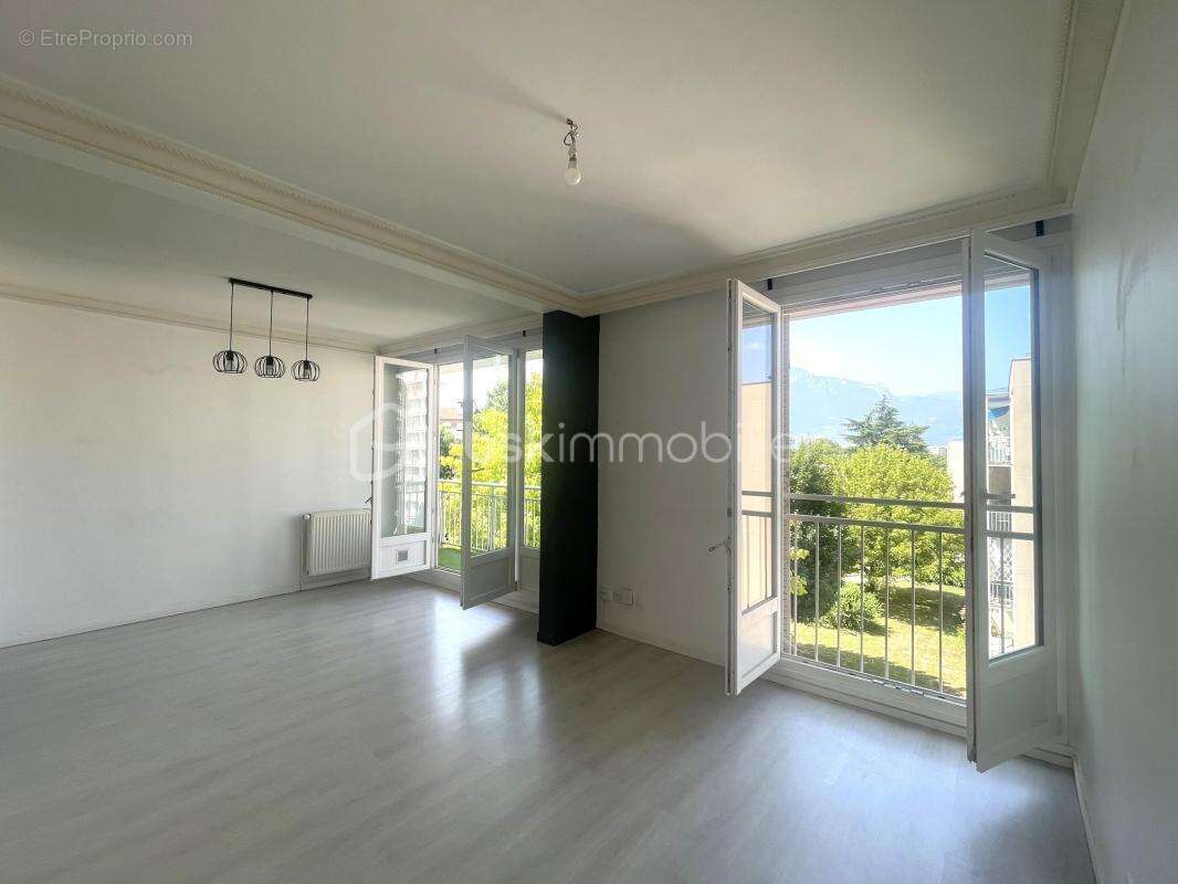 Appartement t3 de 66 m² a st-martin-d'heres village - photo 3