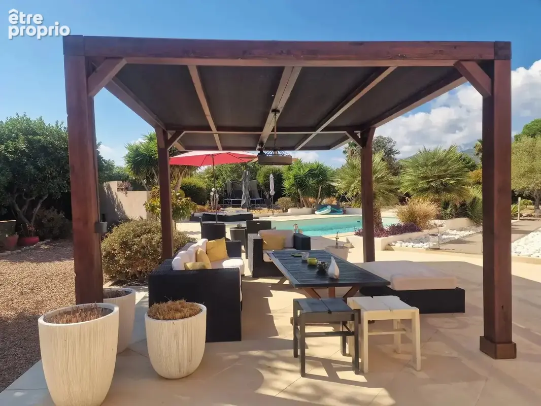 Villa 220 m² piscine Marine de Solaro Corse - photo 4