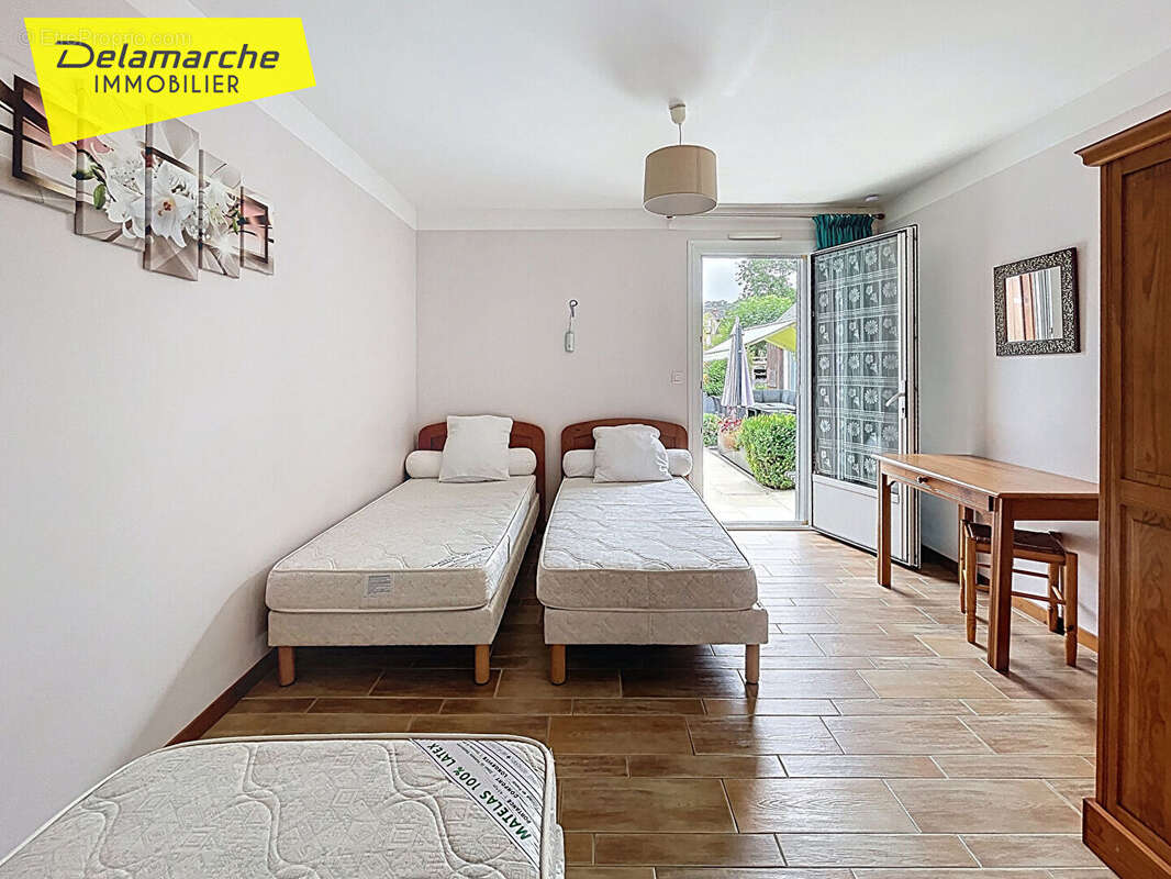 Maison à SAINT-JEAN-LE-THOMAS