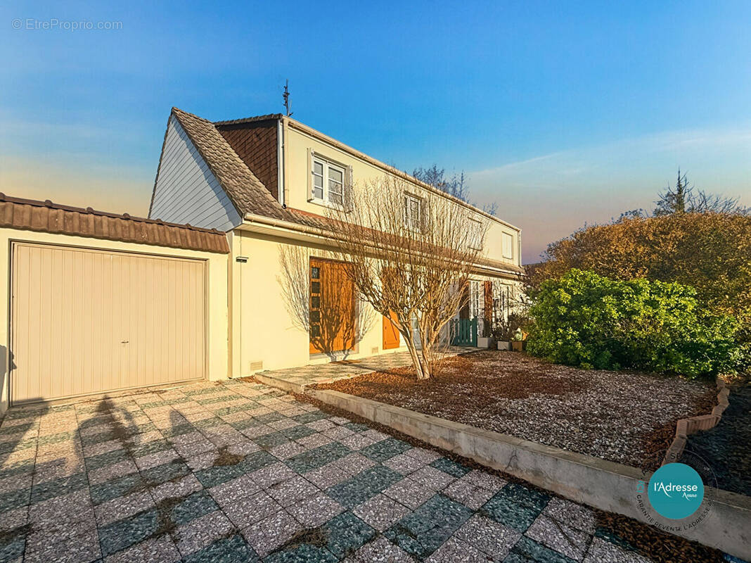 Maison à BALLANCOURT-SUR-ESSONNE